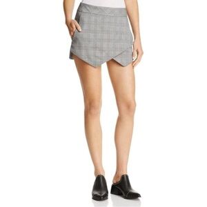 Aqua Bloomingdales Black White Plaid Asymmetrical Hem Skort